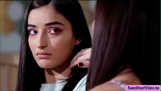 Η αλάνα Cruise και Emily Γουίλις χρήση άλλου γλώσσα σε οργασμό